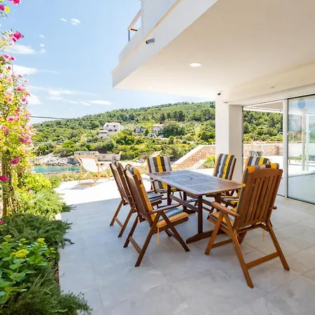 Villa Talia