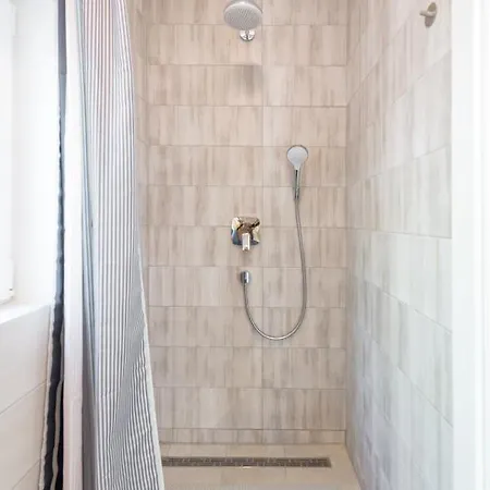 Talia Donje Selo na Šolti